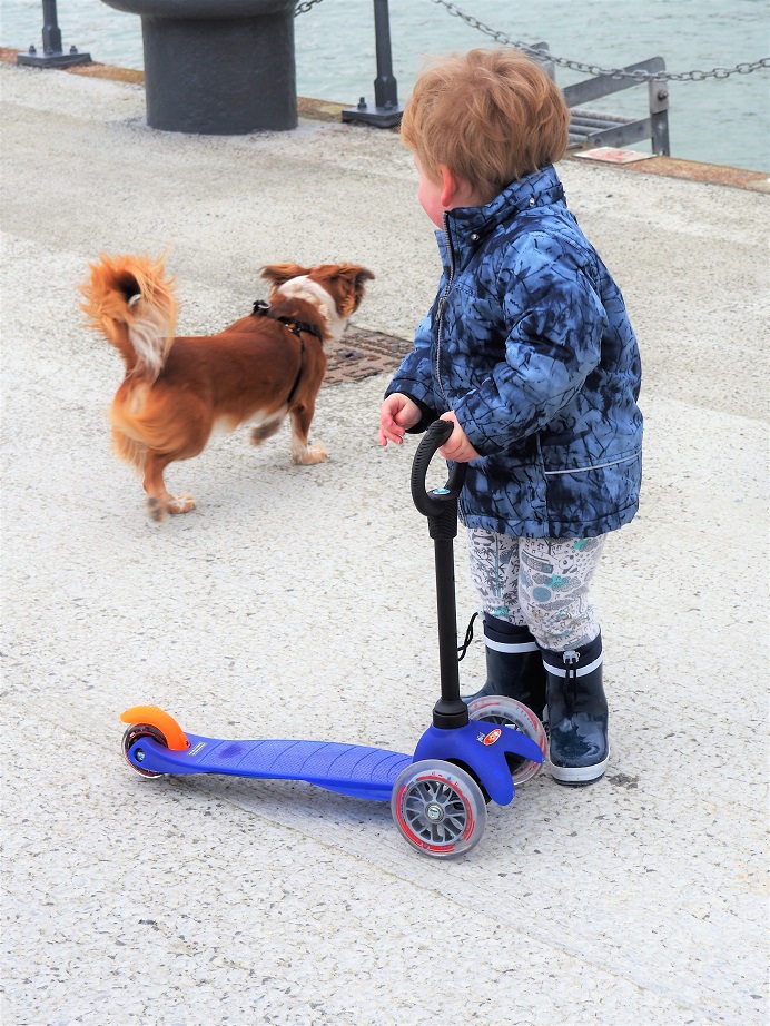 Mini Micro Scooter Review, Micro Scooters, UK's Favourite Scooters, outdoors fun, review, The Frenchie Mummy