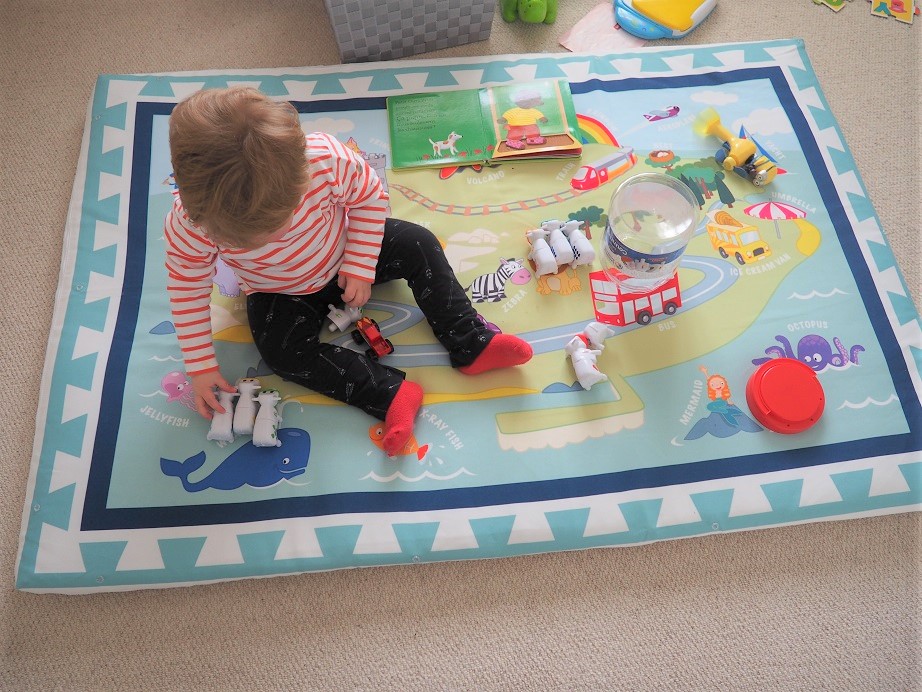 JayceeBaby Perfectly Padded Playmat Review, Baby Playmat, Toddler Playmat, giveaway, the Frenchie Mummy