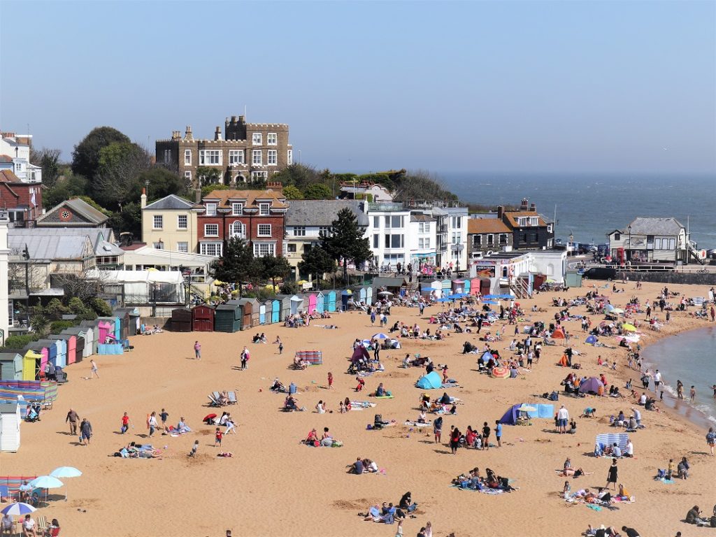  Broadstairs With Southeastern Railway, Visit Kent, #SEhiddengems, Traveling by train, Summer Offers, the Frenchie Mummy