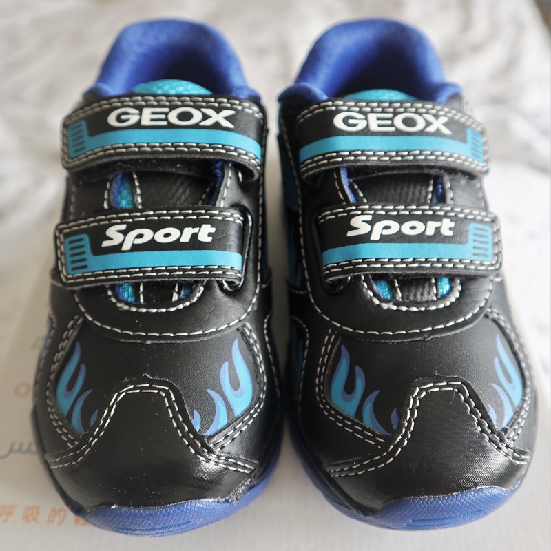 Geox Trainers, Kids Shoes, Alex and Alexa, European designer children's brand, Back to School Giveaway, Win, the Frenchie Mummy, Kids Trainers