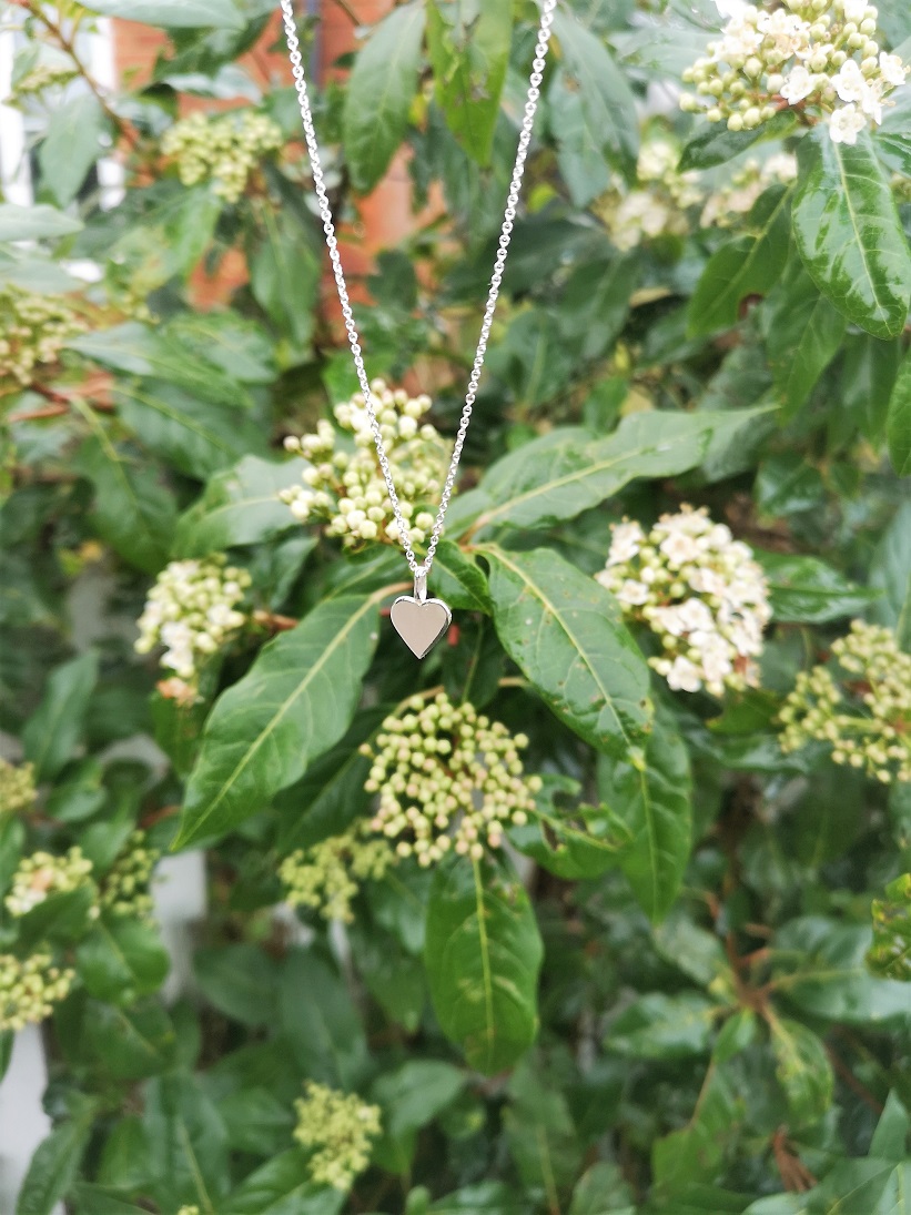  Ziorva Necklace, Ziorva, 'Always in my Heart' Necklace, Ethical Fine Jewellery, Designed and crafted in the UK, Jewellery, Made in the UK, Sustainable Brand, Valentine's Day Giveaway, The Frenchie Mummy, Win, Competition, Sterling Silver