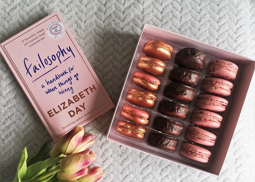 Ladurée Vénus Mon Amour Macarons Gift Box, Ladurée Macarons, French Brand, Made in France, Ladurée, Valentine's Day Giveaway, Win, the Frenchie Mummy, Venus Box, Macarons Box, Rose Macarons, Dark Chocolate, 