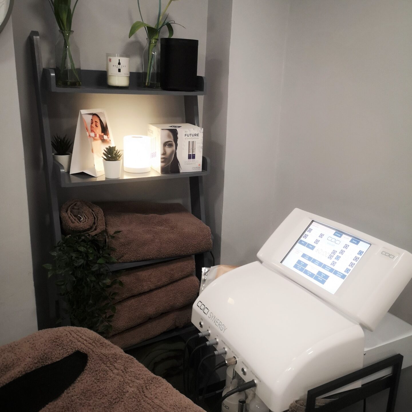 Skin & Beauty Clinic, Tenterden, Skin Clinic, Facial, Skin Health, Beauty Review, CACI Signature Non-Surgical Facial Toning, CACI Facial Treatment, Local Places, Kent Businesses, Skin Lift, Skin & Beauty Clinic Review, Facials Review, the Frenchie Mummy
