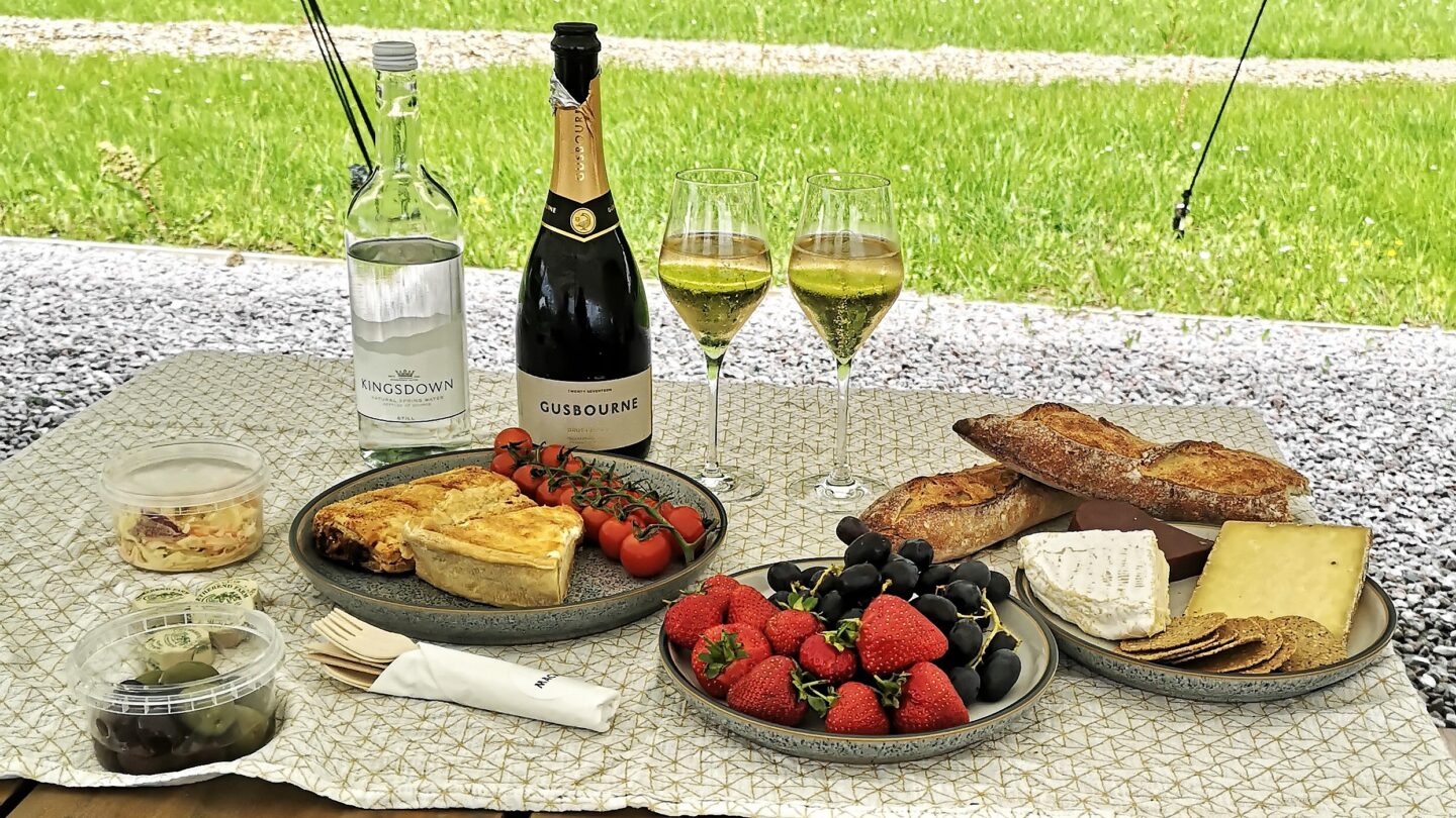 Picnic For Two With Gusbourne Wines, Gusbourne Vintage English Wines, English Sparkling Wines, Boutique English Winery, Things to do in Kent, Kent Life, Romantic Time, Appledore, Summer In Kent, Win, Giveaway, The Frenchie Mummy