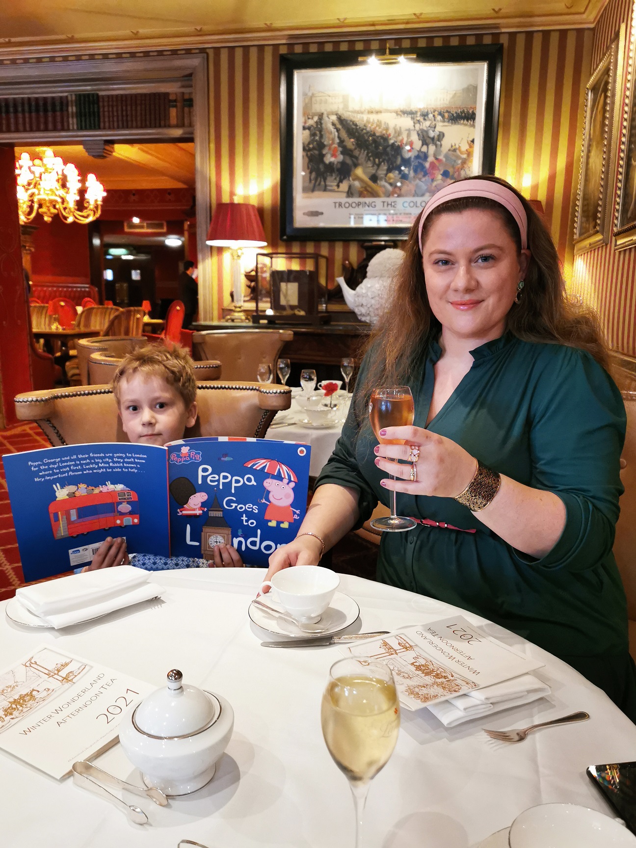 The Rubens Hotel, Red Letter Days, Experience Day Vouchers, The Rubens At The Palace, Afternoon Tea, Winter Wonderland Afternoon Tea, Afternoon Tea London, London with Kids, Xmas Giveaways, Win, Competition, Buckingham Palace, London, the Frenchie Mummy