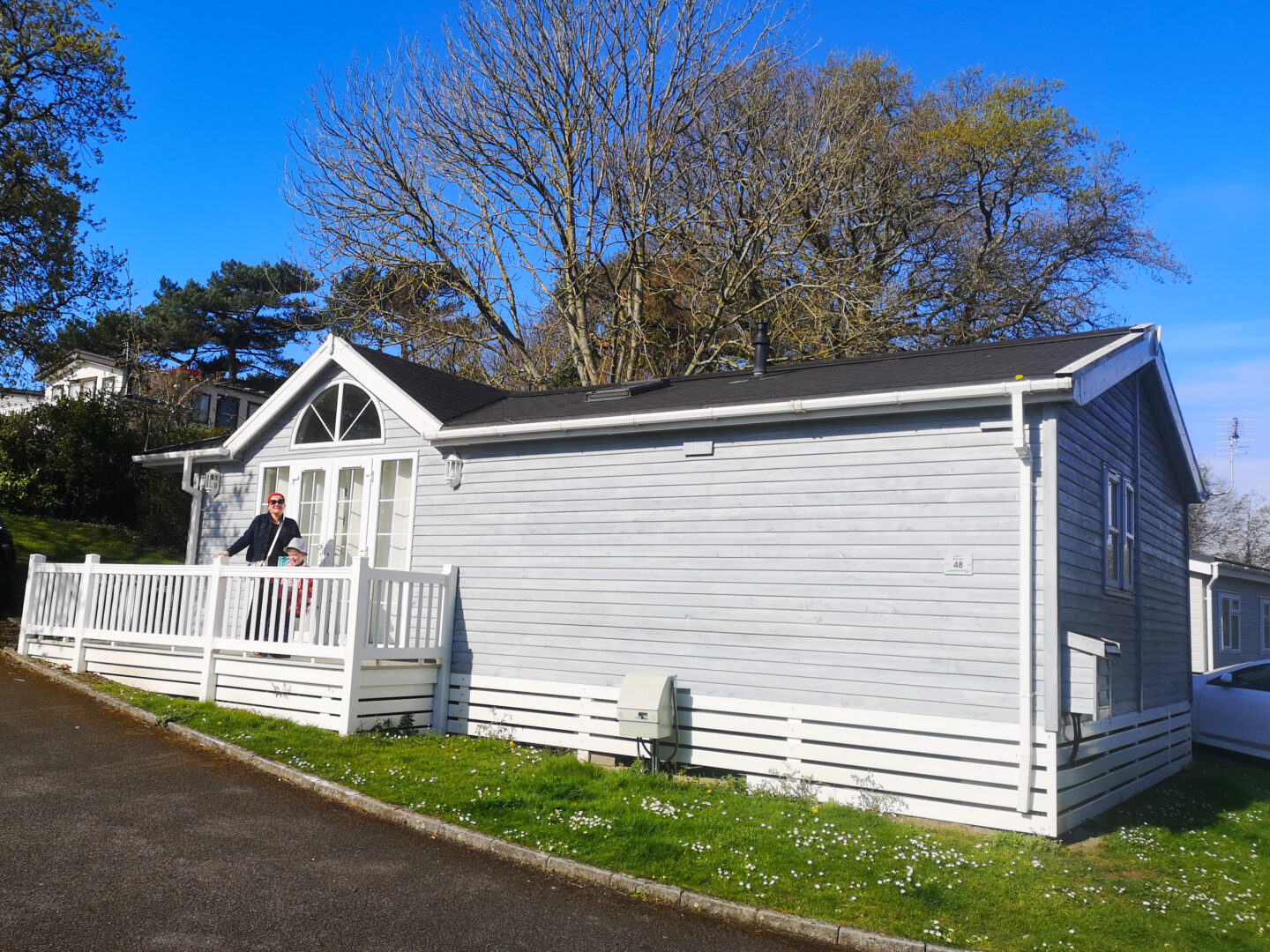  Shorefield Country Park, Shorefield Holidays, Self-catering Lodges, Holidays Park, Signature Lodge, Hot Tube, Dorset, Hampshire, Holiday Accommodation, Easter Break, Family-Friendly, Travel Reviews, Family Review, the Frenchie Mummy 