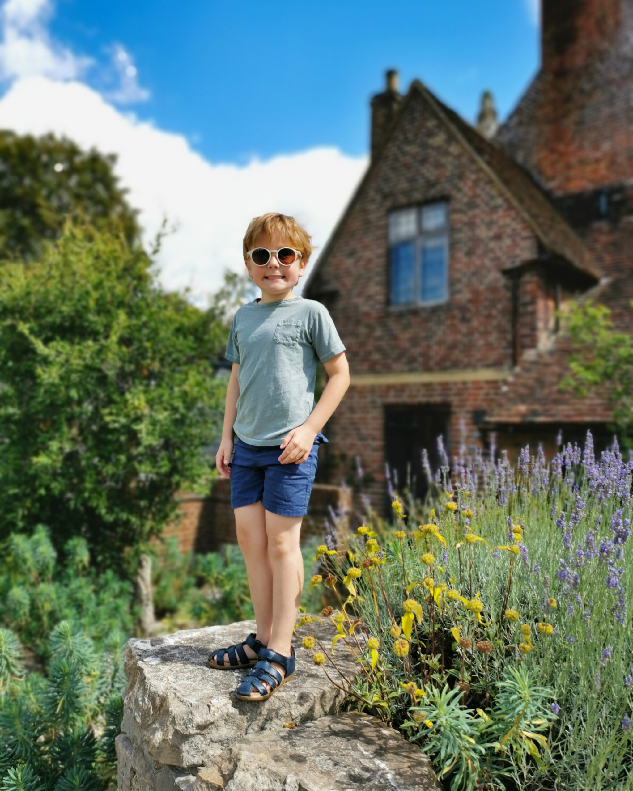 Simple Ways To Get Kids Outside, Active Lifestyle, Out and about, the Frenchie Mummy, Walking, Fresh air, Adventures, Life in Kent, the Frenchie Mummy, Active clothes