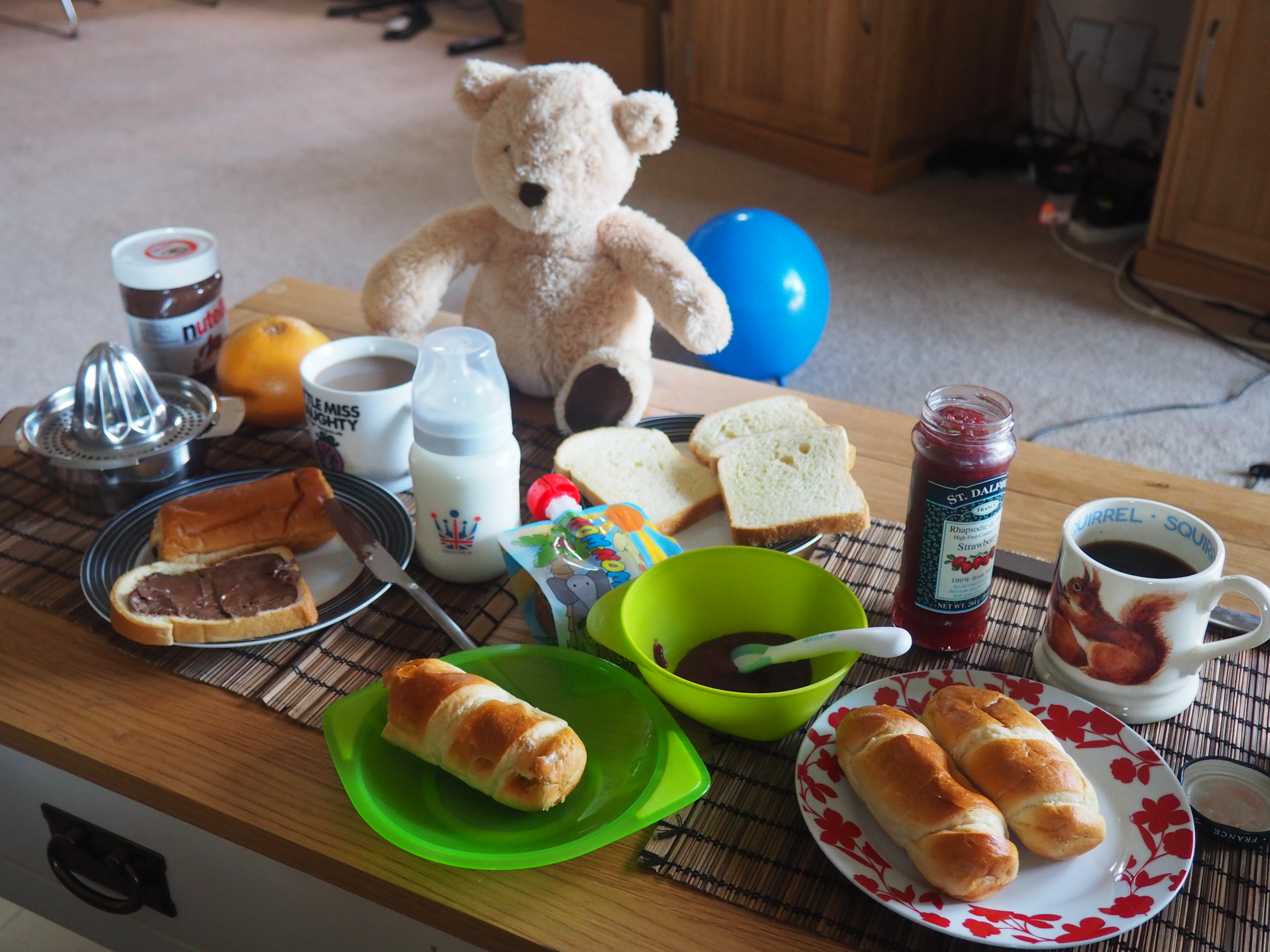 Frenchie breakfast with Brioche Pasquier