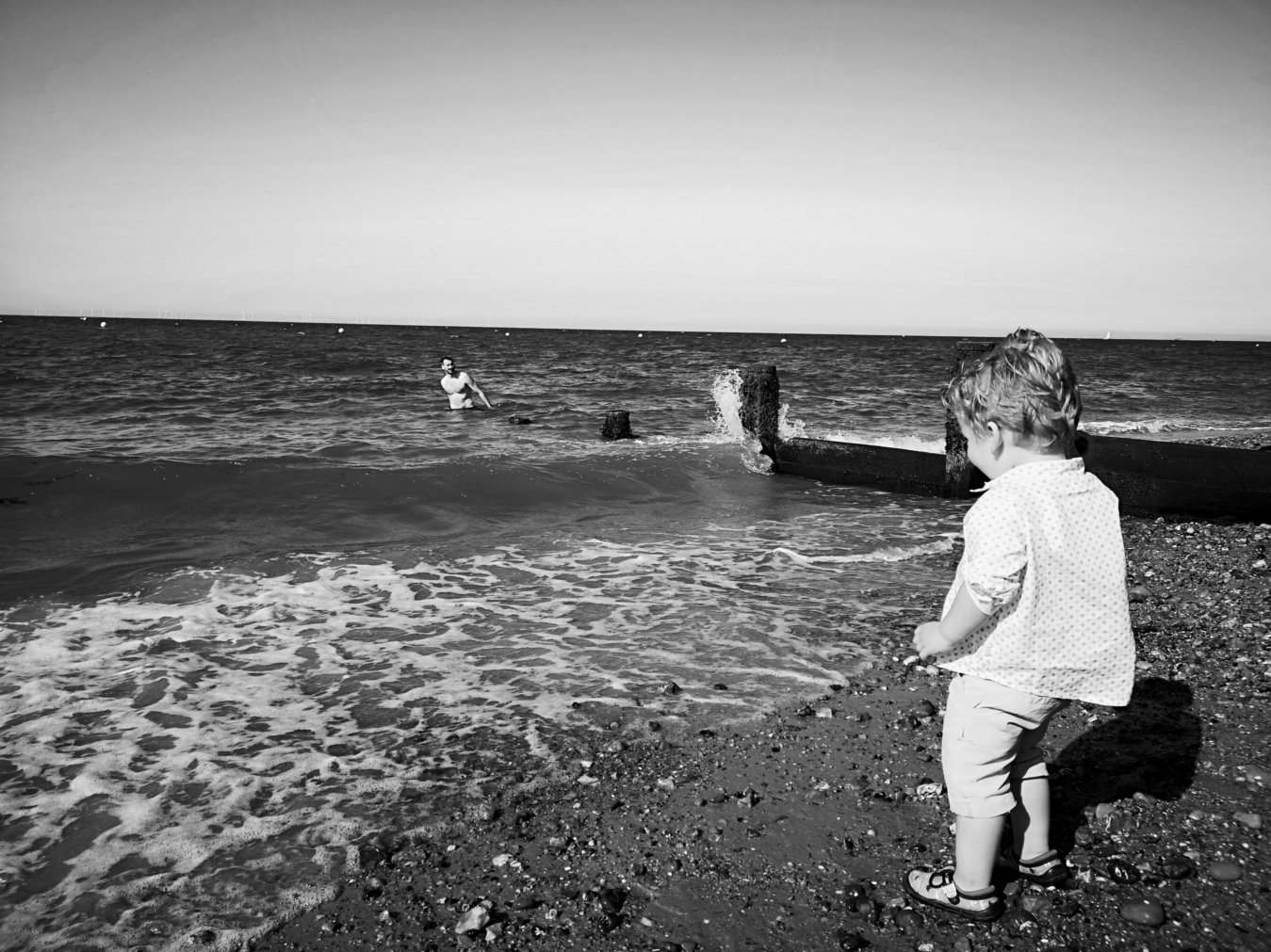 Fun in Whitstable, on the seaside, Things to do in Kent, Living Arrows, Captured Moments, the Frenchie Mummy
