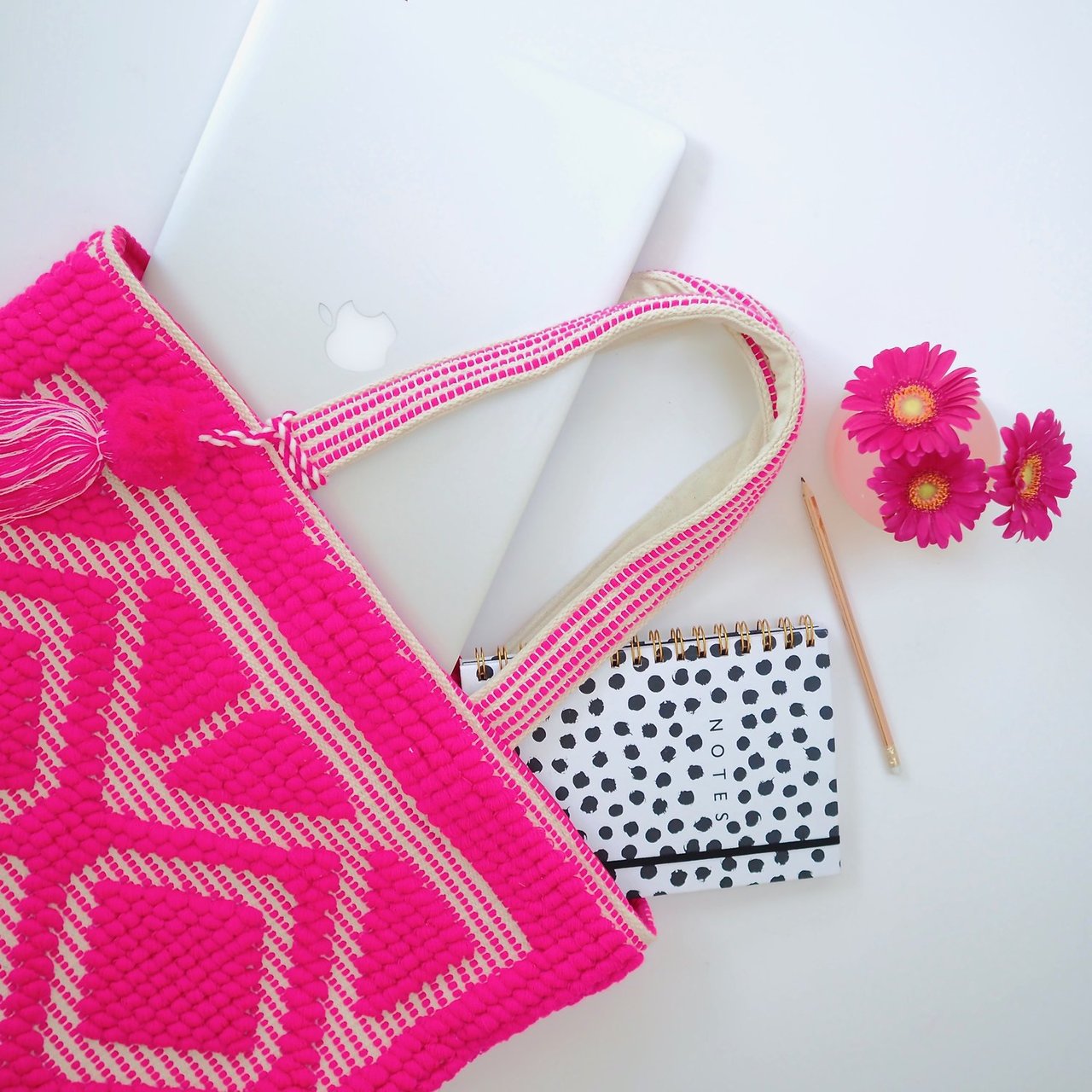 Gift Pop Boutique, Win, Gift Shop, Affordable Gifts, Colourful Accessories, Mother's Day Giveaway, the Frenchie Mummy