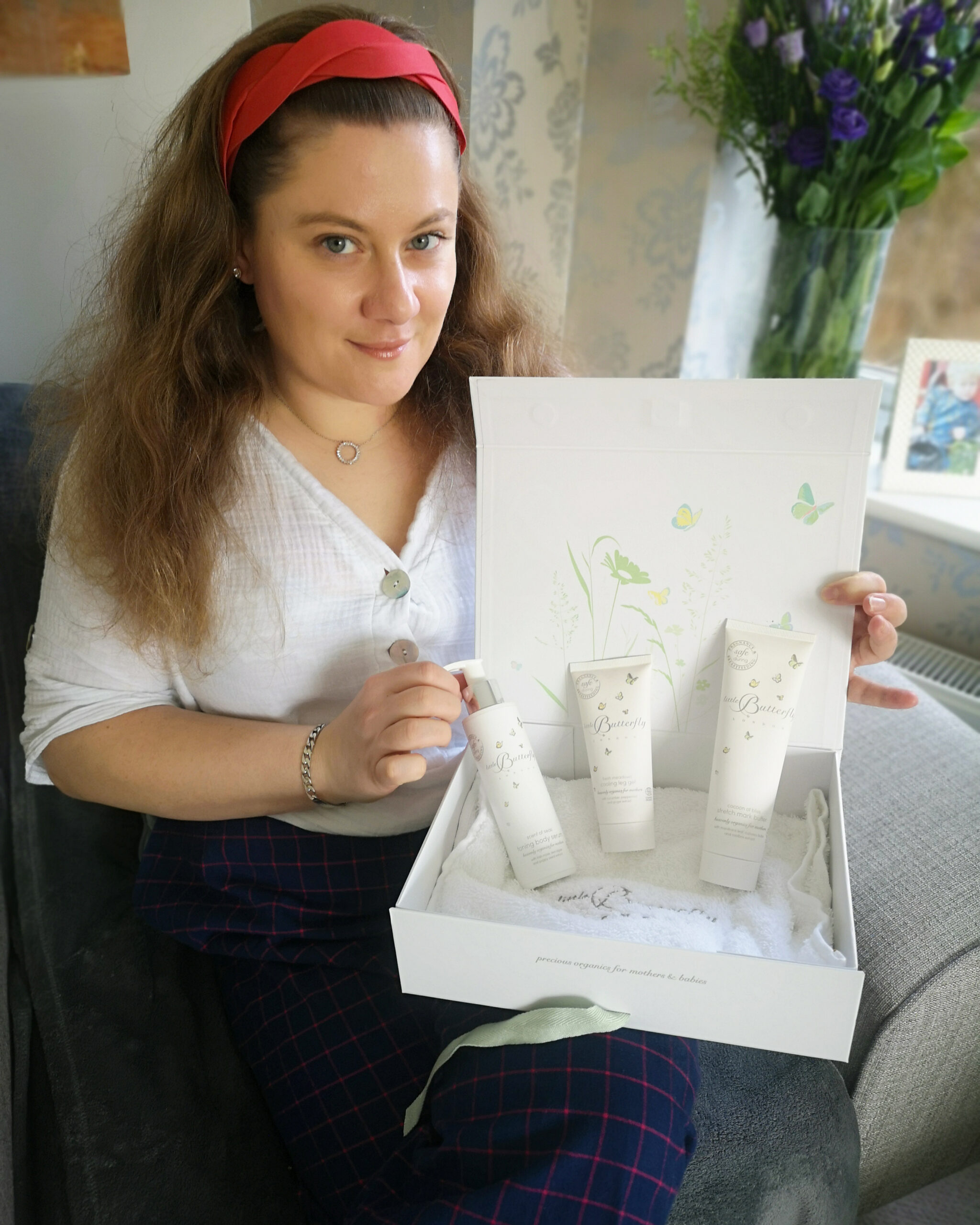 Little Butterfly Pamper Gift Box, Organic Beauty, Little Butterfly London, Luxury Beauty, Organic Skincare, Mother's Day Giveaway, Mother's Day Ideas, Mother's Day 2023, Win, competition, Organic Well-Being, Pampering, Mum Gift, Giveaway, the Frenchie Mummy