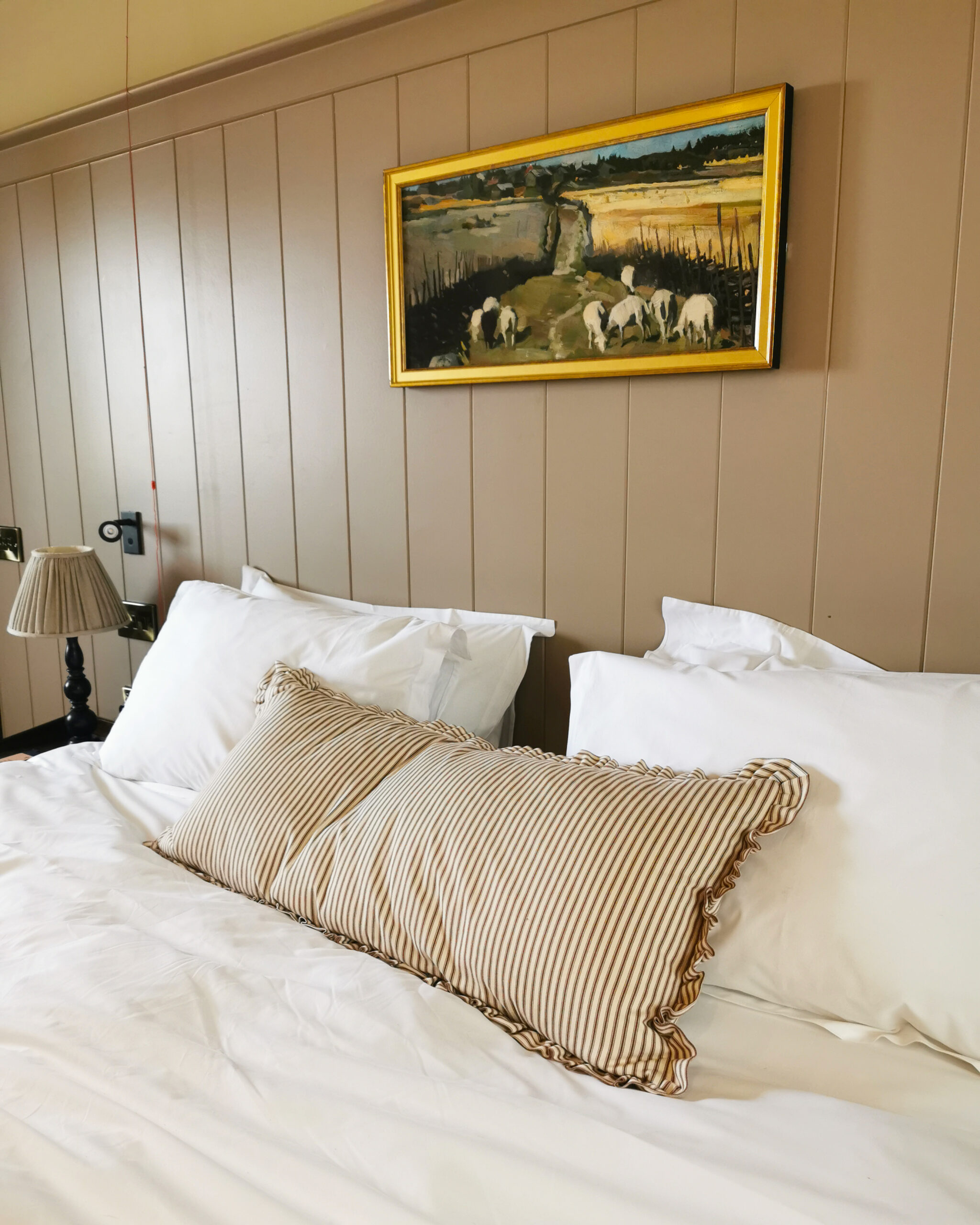 Wood Panelling Is The New Trend, wood Panelling, Interior Trends, Interiors, the Frenchie Mummy, Improve your home, wood panelling tips, 