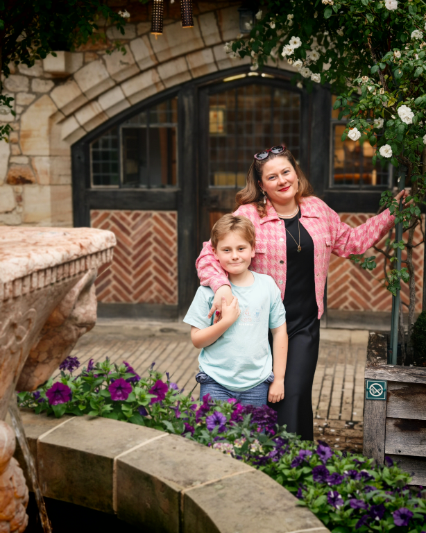 Hever Castle Bed & Breakfast, Hever Castle, Family Staycation in Kent, Edenbridge, Family-Friendly, Family Blogger, the Frenchie Mummy, Hever Castle Kent, Anne Boylen