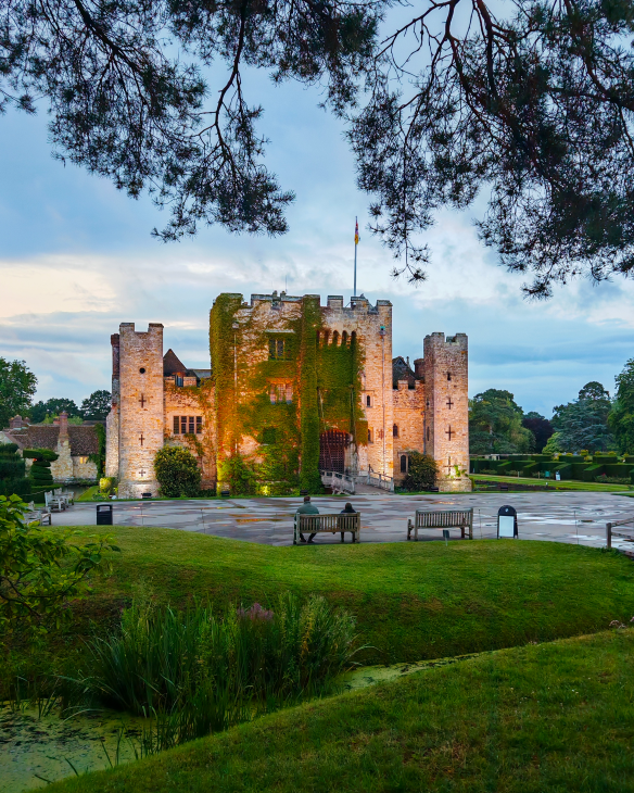 Hever Castle Bed & Breakfast, Hever Castle, Family Staycation in Kent, Edenbridge, Family-Friendly, Family Blogger, the Frenchie Mummy, Hever Castle Kent, Anne Boylen
