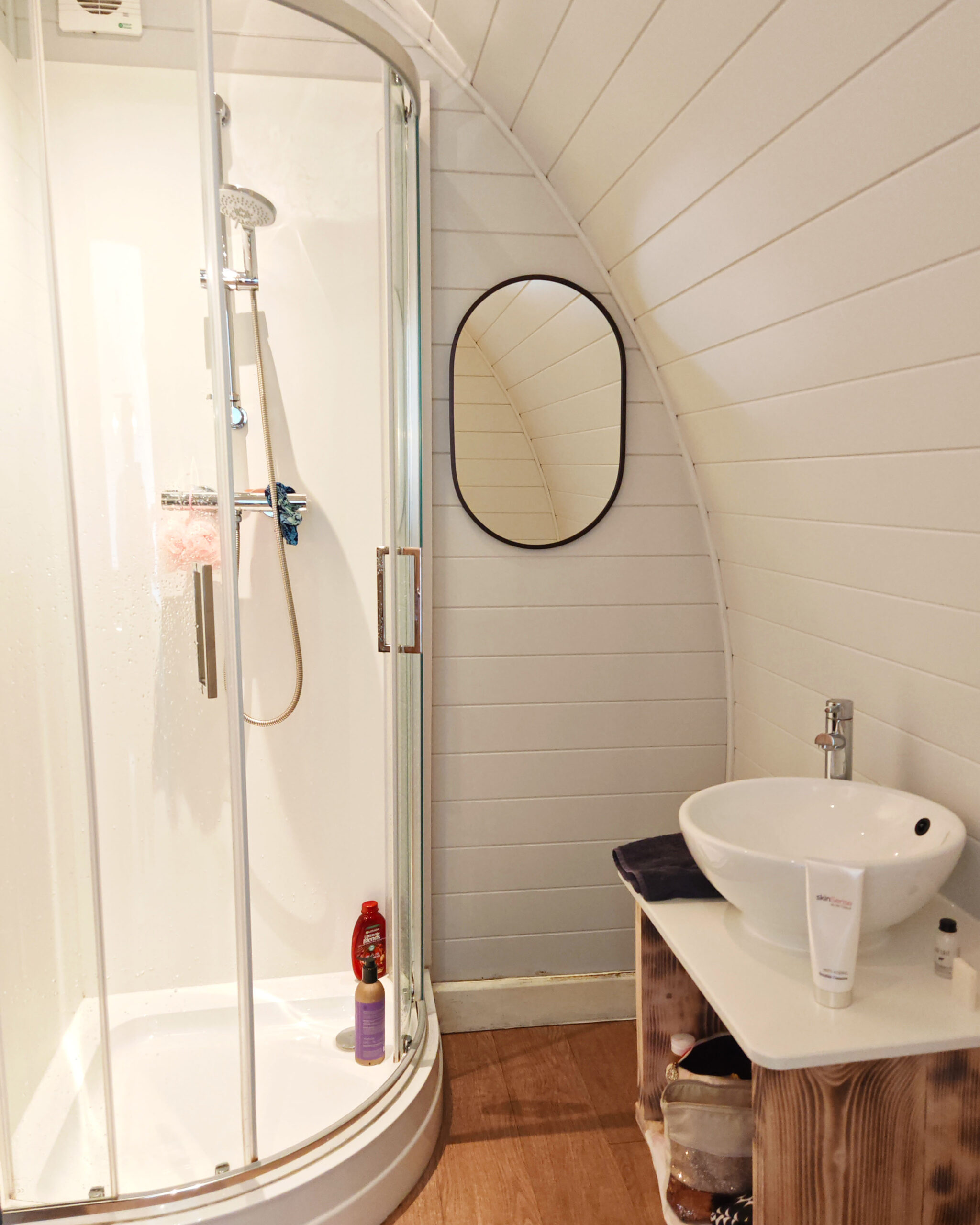 Scotland with Largo Leisure, Visit Scotland, Sauchope Links Holiday Park in Crail, Fife Coastal Path, Edinburgh, The Roseate Hotel, St Andrews, Crail, Scottish holidays, Family-friendly, the Frenchie Mummy, Luxury Holiday Park, Retreat Lodge