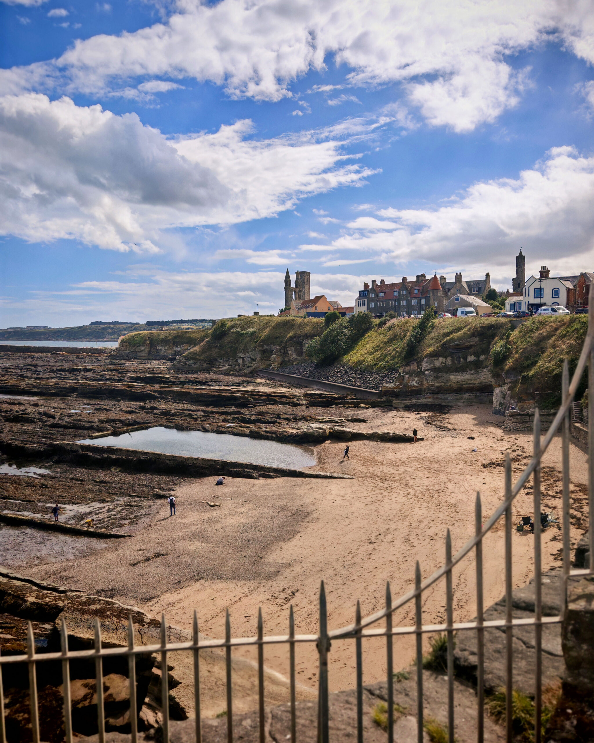 Scotland with Largo Leisure, Visit Scotland, Sauchope Links Holiday Park in Crail, Fife Coastal Path, Edinburgh, The Roseate Hotel, St Andrews, Crail, Scottish holidays, Family-friendly, the Frenchie Mummy, Luxury Holiday Park, Retreat Lodge