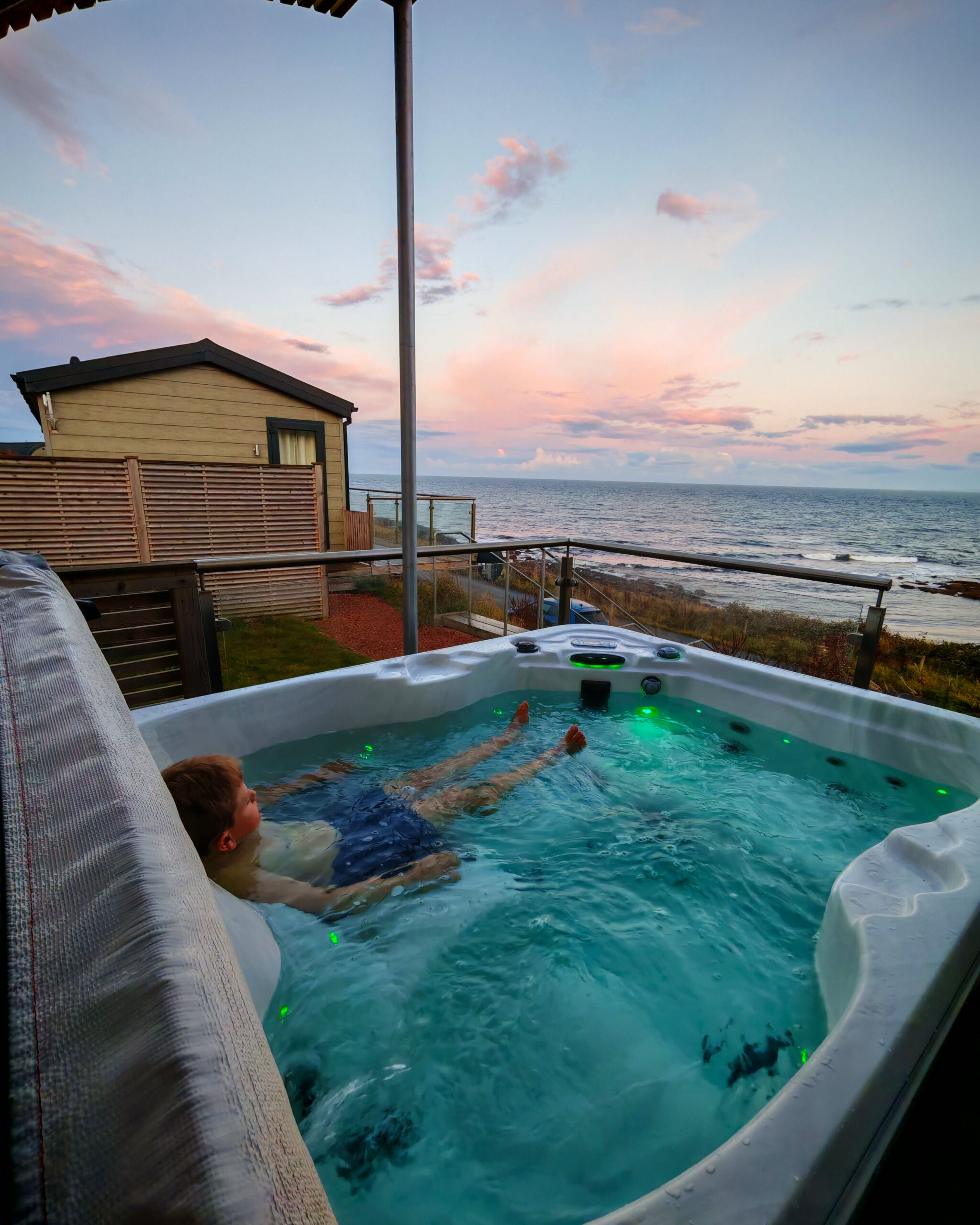 Scotland with Largo Leisure, Visit Scotland, Sauchope Links Holiday Park in Crail, Fife Coastal Path, Edinburgh, The Roseate Hotel, St Andrews, Crail, Scottish holidays, Family-friendly, the Frenchie Mummy, Luxury Holiday Park, Retreat Lodge