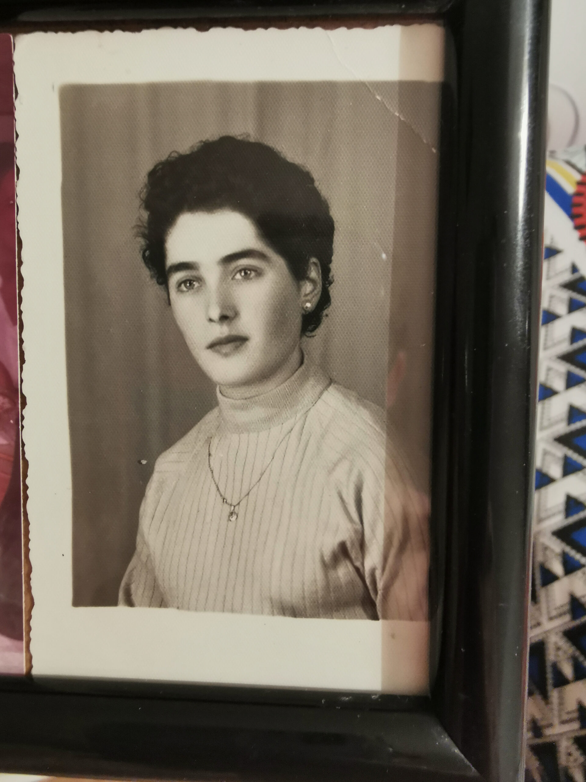 Ways to Honour a Loved One Who Has Passed, How to honour people dead, Grief, How to remember loved ones, the Frenchie Mummy Ways to Honour a Loved One Who Has Passed, How to honour people dead, Grief, How to remember loved ones, the Frenchie Mummy