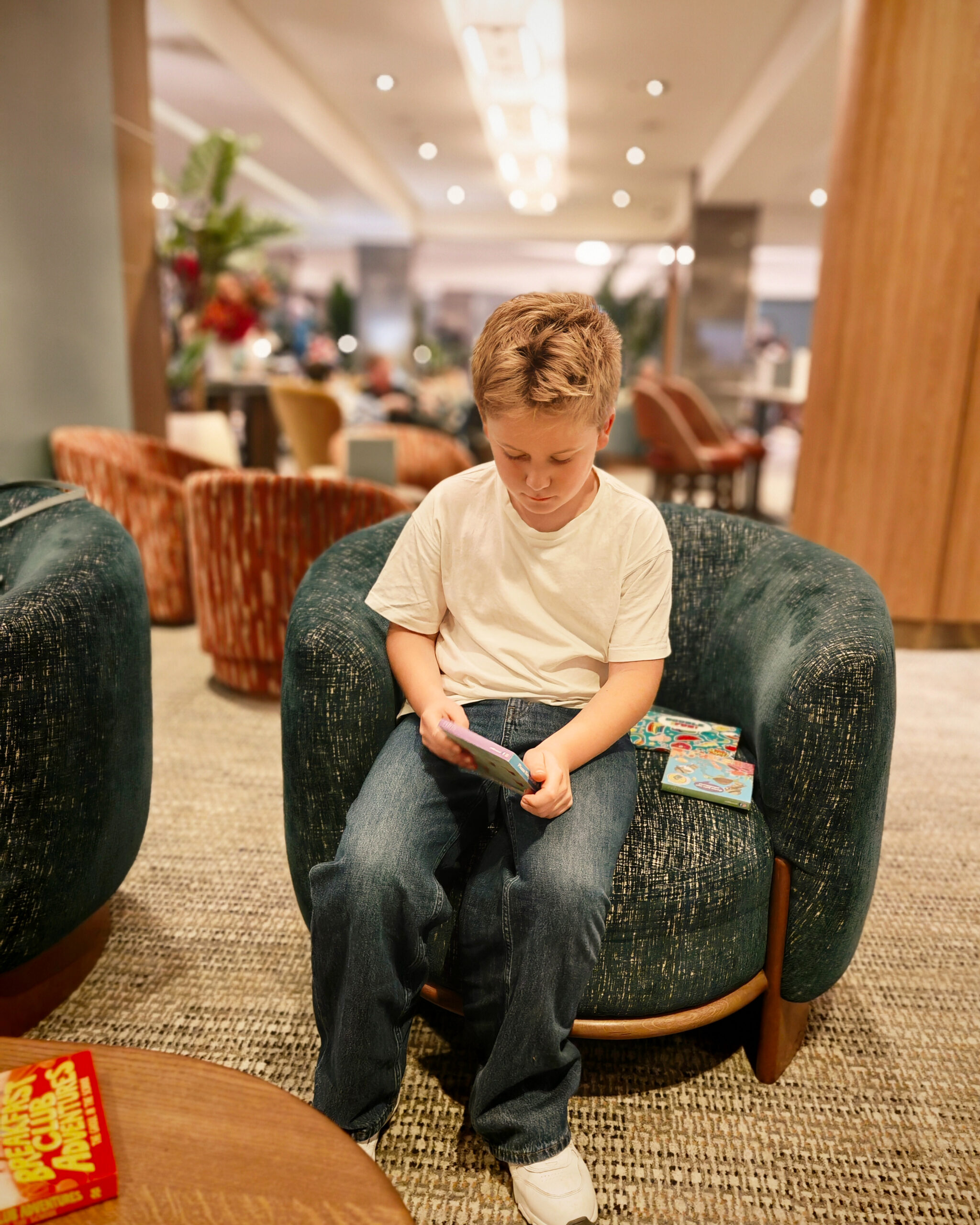 The DoubleTree by Hilton London - West End, Family-Friendly Hotel, Hotel Review, London Hotel, Travel with Kids, the Frenchie Mummy, West End London, Bloomsbury, British Museum, Covent Garden, Sixes Cricket Club The DoubleTree by Hilton London - West End, Family-Friendly Hotel, Hotel Review, London Hotel, Travel with Kids, the Frenchie Mummy, West End London, Bloomsbury, British Museum, Covent Garden, Sixes Cricket Club