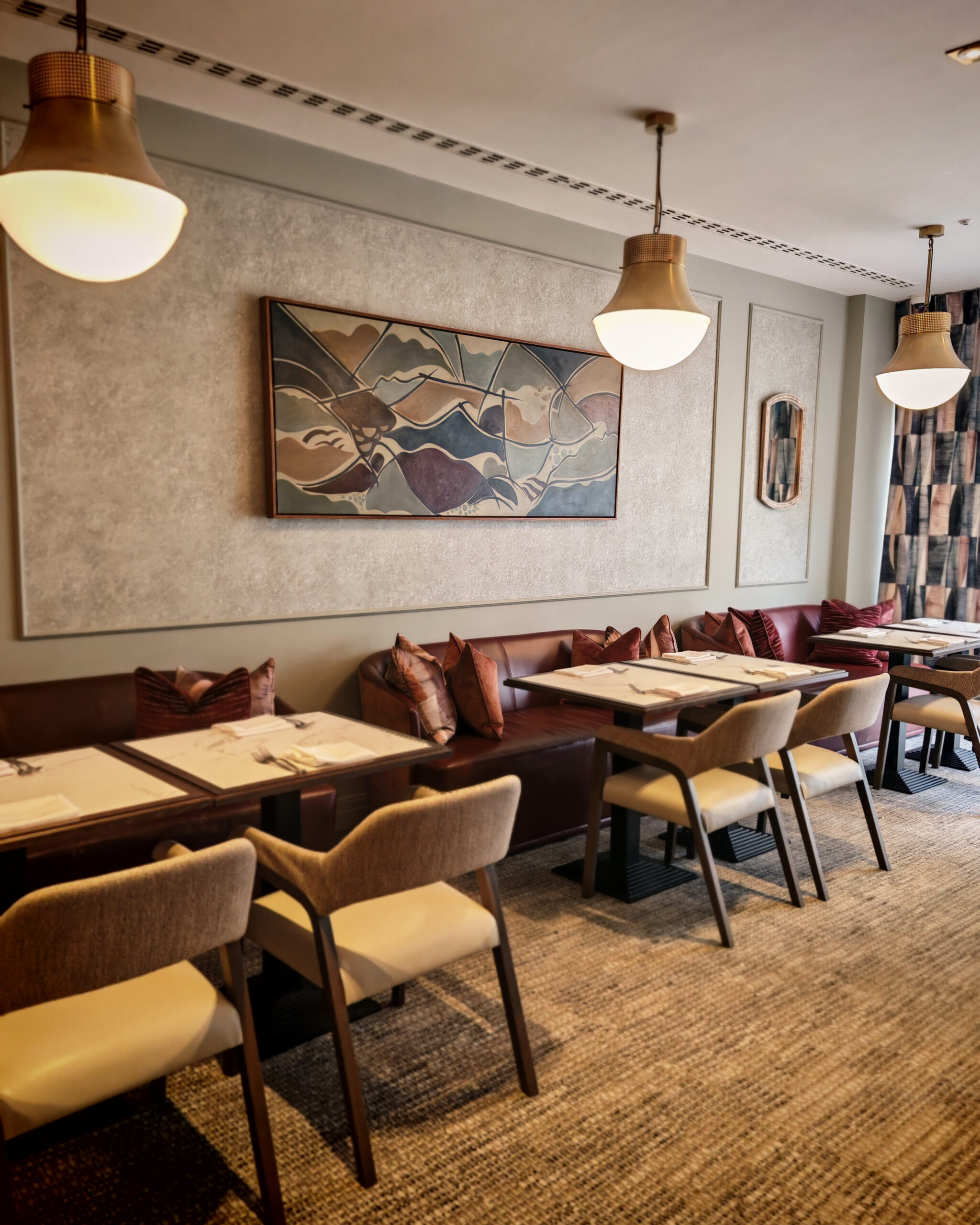 The DoubleTree by Hilton London - West End, Family-Friendly Hotel, Hotel Review, London Hotel, Travel with Kids, the Frenchie Mummy, West End London, Bloomsbury, British Museum, Covent Garden, Sixes Cricket Club The DoubleTree by Hilton London - West End, Family-Friendly Hotel, Hotel Review, London Hotel, Travel with Kids, the Frenchie Mummy, West End London, Bloomsbury, British Museum, Covent Garden, Sixes Cricket Club