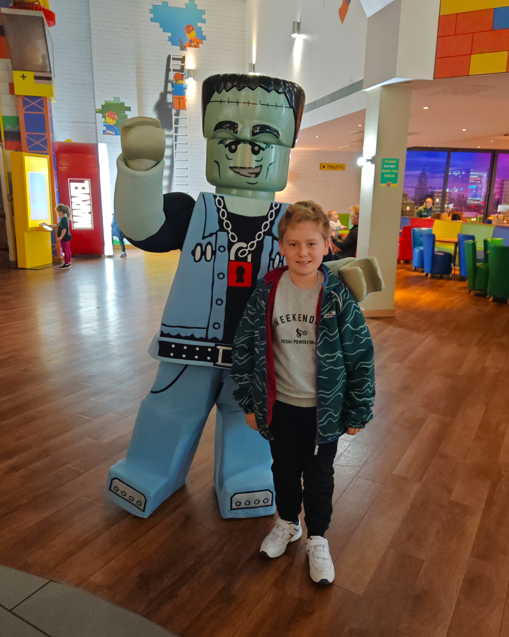 Overnight Stay at LEGOLAND Windsor, LEGOLAND Windsor Castle Hotel, LEGOLAND Windsor Resort, Honest Review, Family-Friendly, LEGOLAND Short Break, Review, the Frenchie Mummy, Windsor, Theme Park