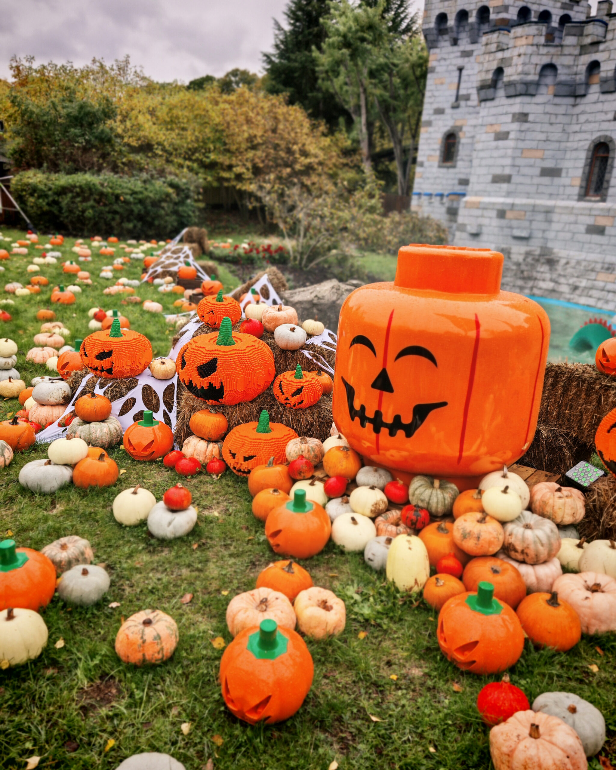 Overnight Stay at LEGOLAND Windsor, LEGOLAND Windsor Castle Hotel, LEGOLAND Windsor Resort, Honest Review, Family-Friendly, LEGOLAND Short Break, Review, the Frenchie Mummy, Windsor, Theme Park