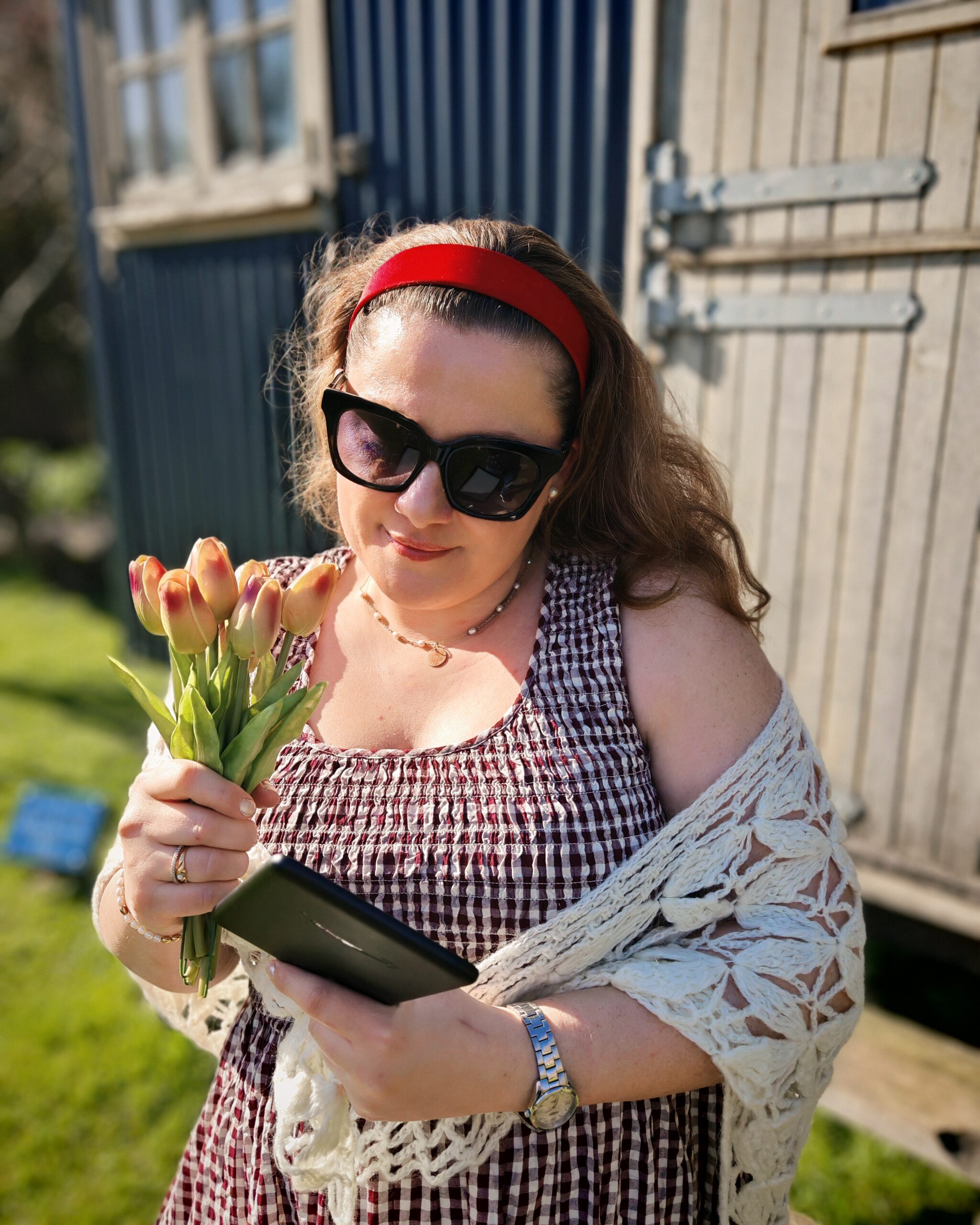 Dress Like The Heroine Of Your Own Novel, Spring Style with Very UK, Write your own Story, Very UK, Gingham Dress, Nobody's Child, Summer Dress, Dress like a heroine, Romantic style, Romantic novels, Kindle, E-readers, the Frenchie Mummy, Write your own Book style
