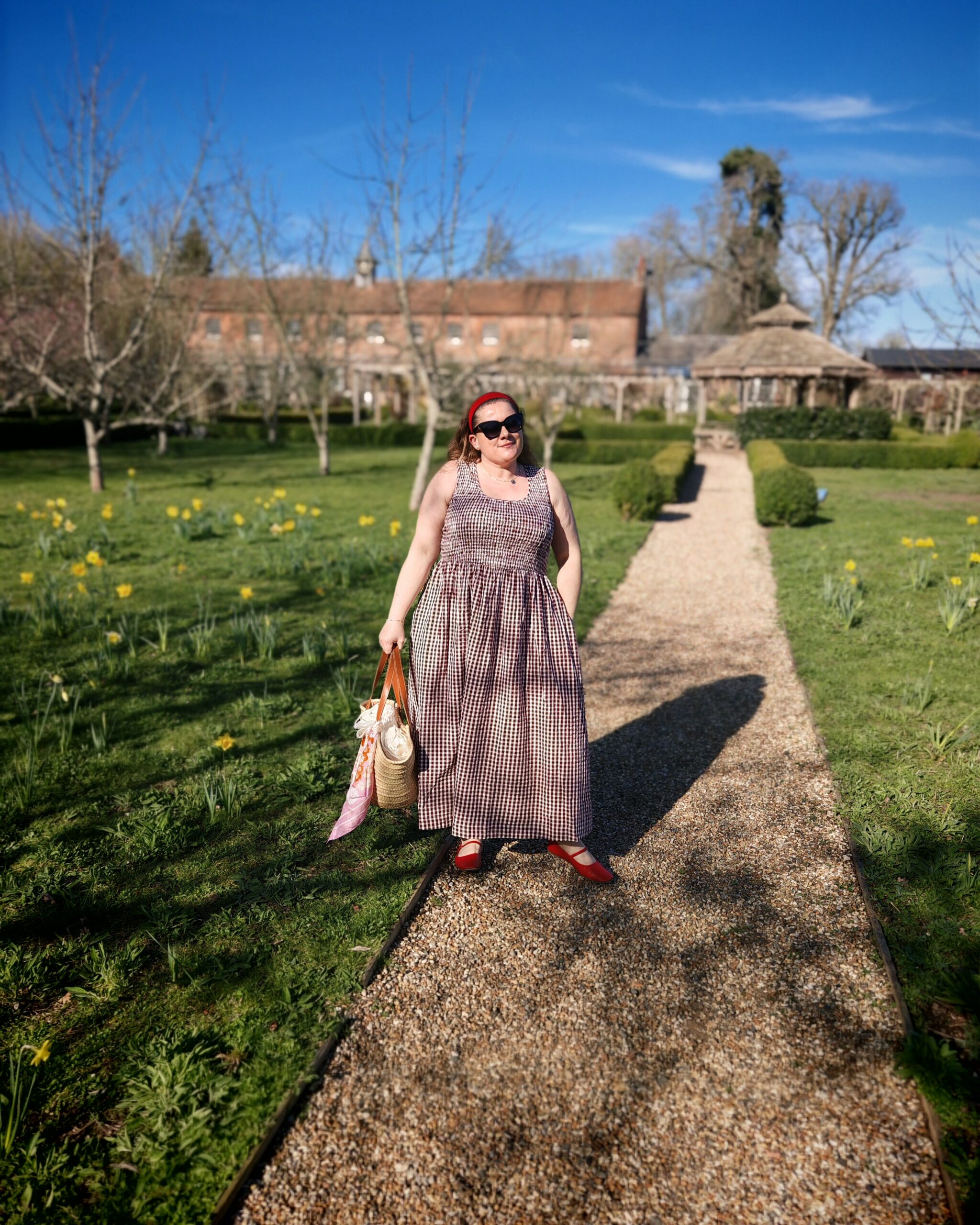 Dress Like The Heroine Of Your Own Novel, Spring Style with Very UK, Write your own Story, Very UK, Gingham Dress, Nobody's Child, Summer Dress, Dress like a heroine, Romantic style, Romantic novels, Kindle, E-readers, the Frenchie Mummy, Write your own Book style