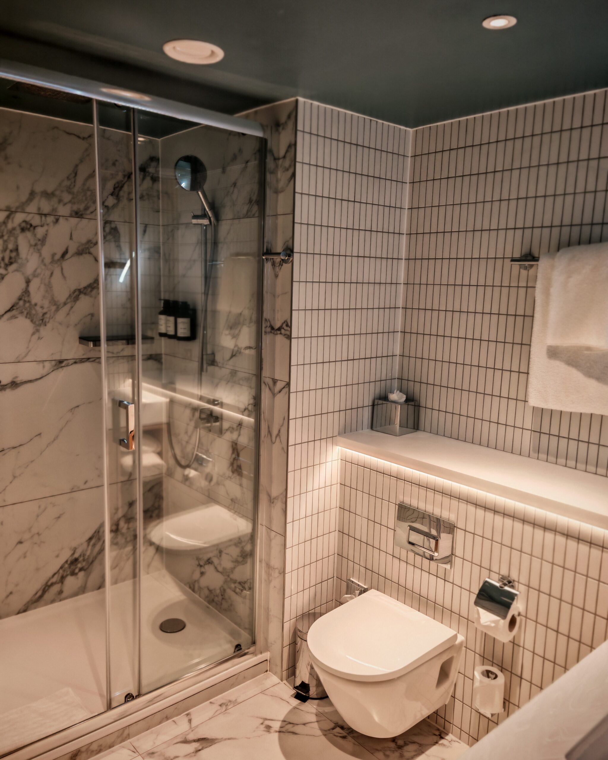 Hotel Indigo London Clerkenwell Review, Hotel Indigo London Clerkenwell, London Hotel, Hotel in Clerkenwell, Family-Friendly Hotel in London, Luxurious vibes, New Hotel in London, Family Blogger, Family Travel Blog, Family-friendly, hotel review, the Frenchie Mummy, London Hotel