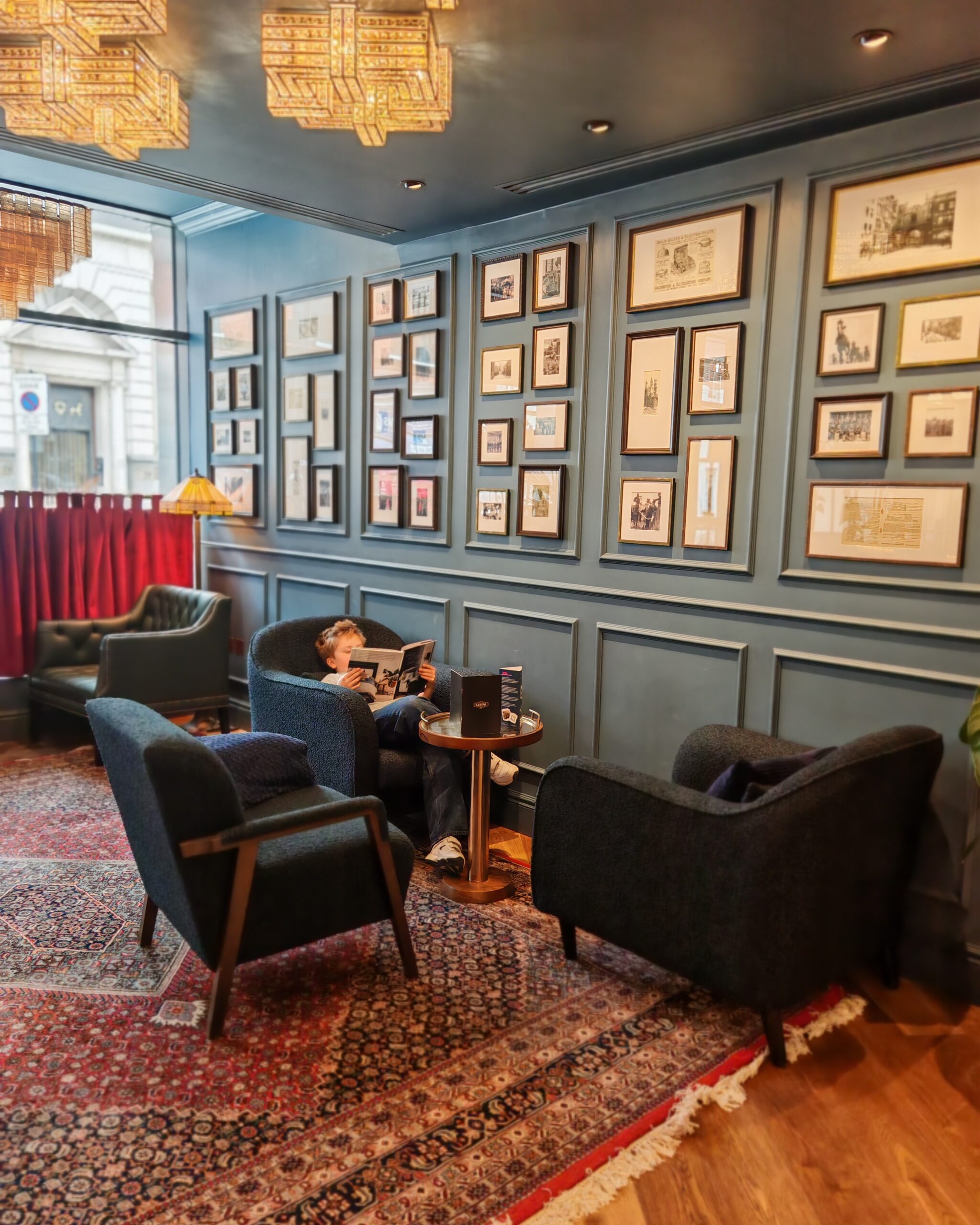 Hotel Indigo London Clerkenwell Review, Hotel Indigo London Clerkenwell, London Hotel, Hotel in Clerkenwell, Family-Friendly Hotel in London, Luxurious vibes, New Hotel in London, Family Blogger, Family Travel Blog, Family-friendly, hotel review, the Frenchie Mummy